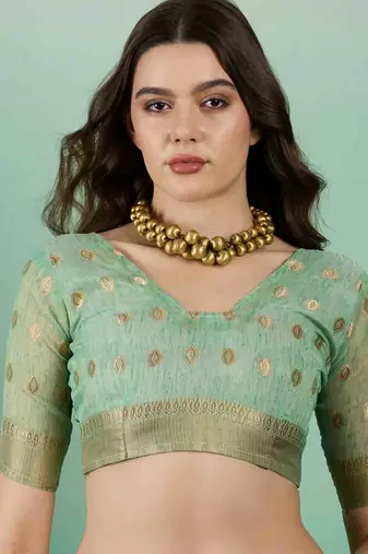 green jacquard design banarasi organza saree with unstitched blouse piece