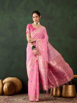 pink jacquard design poly cotton saree with unstitched blouse piece 1
