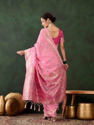 pink jacquard design poly cotton saree with unstitched blouse piece 4