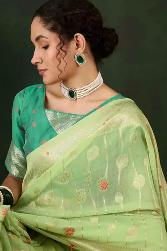 pista jacquard design poly cotton saree with unstitched blouse piece