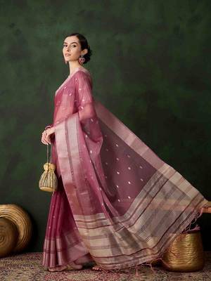 magenta jacquard design poly cotton saree with unstitched blouse piece 2