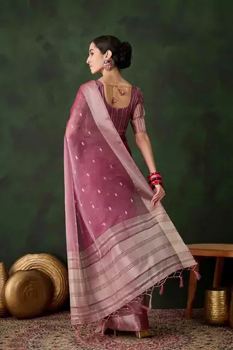 magenta jacquard design poly cotton saree with unstitched blouse piece