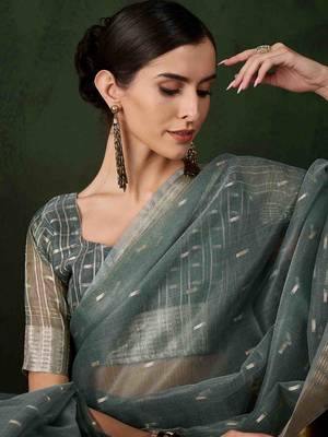 green jacquard design poly cotton saree with unstitched blouse piece 3