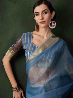 blue jacquard design poly cotton saree with unstitched blouse piece 3