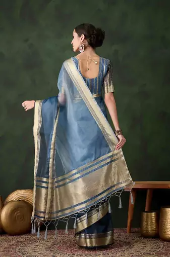 blue jacquard design poly cotton saree with unstitched blouse piece