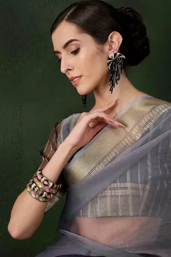 grey jacquard design poly cotton saree with unstitched blouse piece
