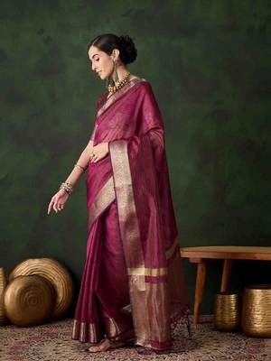 magenta jacquard design poly cotton saree with unstitched blouse piece 1