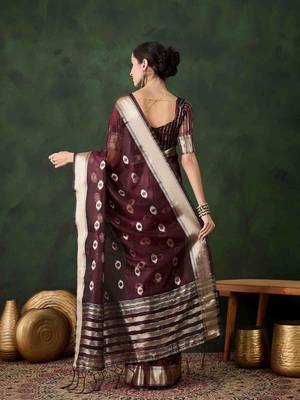 burgundy jacquard design poly cotton saree with unstitched blouse piece 4