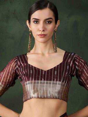burgundy jacquard design poly cotton saree with unstitched blouse piece 5