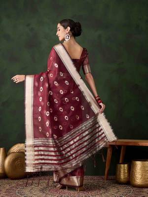 maroon jacquard design poly cotton saree with unstitched blouse piece 4