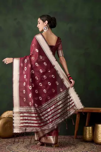 maroon jacquard design poly cotton saree with unstitched blouse piece