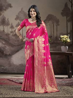 Pink lichi silk blend wevon rich pallu heavy partywear saree 1