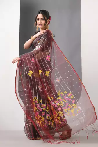 Emarald green dual tone muslin soft saree with jamdani designs