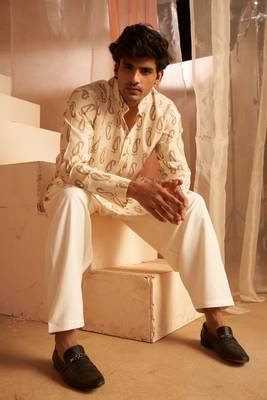 Beautiful off white modal silk fabric printed men's kurta payjama 4