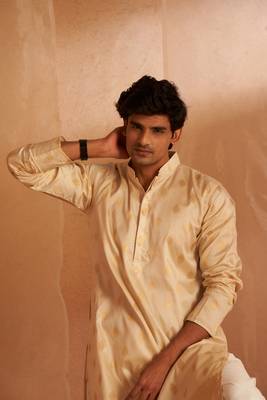 Beautiful off white viscosee fabric wevon men's kurta payjama 4