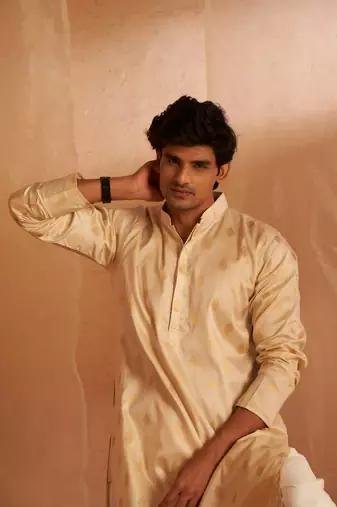 Beautiful off white viscosee fabric wevon men's kurta payjama