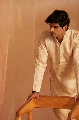 Beautiful off white viscosee fabric wevon men's kurta payjama