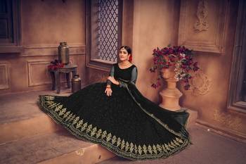Black Net Fabric Embroidery Work Girlie Bridesmaid Lehenga 3