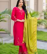 Women Ethnic Motifs Embroidered Regular Thread Work Kurti with Trousers & With Dupatta
