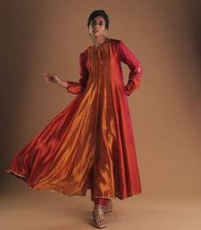 Omkara gulal kurta set
