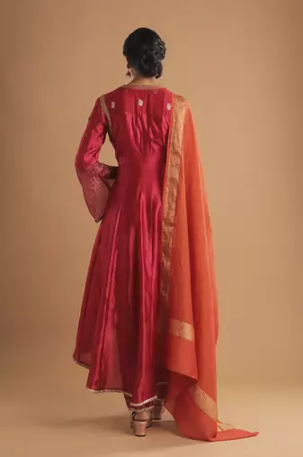 Dwarka gulal kurta set