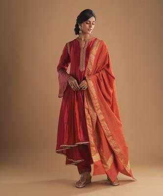Dwarka gulal kurta set 1