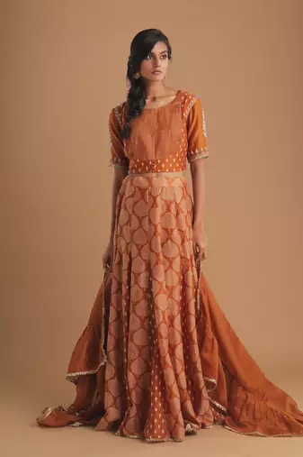 Lehenga With Pintuck Choli And Godet Skirt