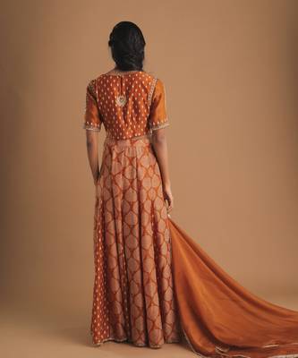 Lehenga With Pintuck Choli And Godet Skirt 4