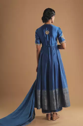 Manmohak peacock blue kurta set