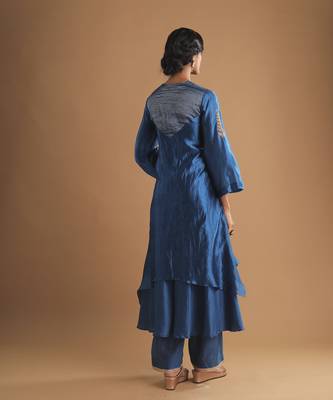 Saundarya peacock blue kurta set 3