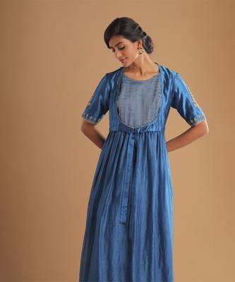 Suramya peacock blue kurta set 2