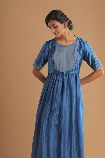 Suramya peacock blue kurta set