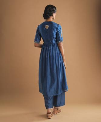Suramya peacock blue kurta set 3
