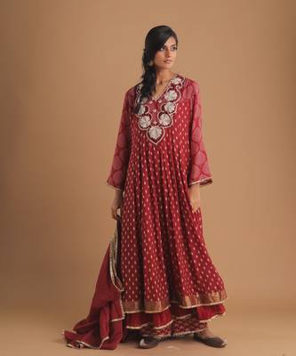 Aura gulal kurta set 1