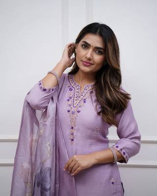 Lavender rayon slub fabric ceremonial wear salwar kameez 3