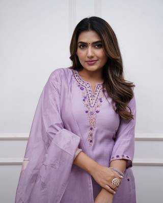Lavender rayon slub fabric ceremonial wear salwar kameez 4
