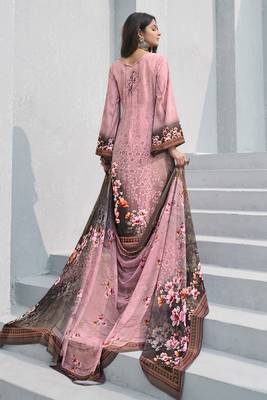 Pink crepe fabric ceremonial salwar suit 3