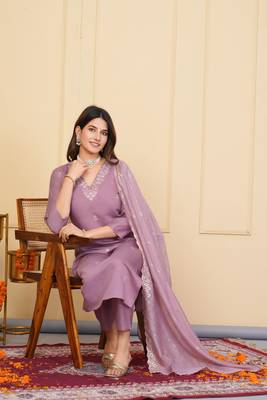 Lavender viscose chanderi designer embroidery work festive wear kurta set 5