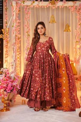 Maroon muslin fabric printed ceremonial girlie suit 1