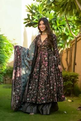 Black muslin fabric printed ceremonial girlie suit 1