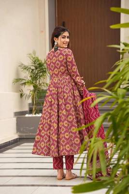 Burgundy muslin fabric printed ceremonial girlie suit 2