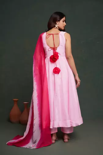 Pink viscosee organza fabric salwar kameez with sophisticated hand printed