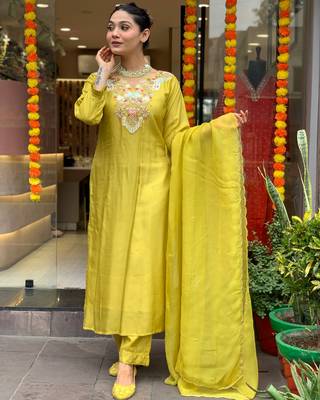 Lemon chanderi silk fabric festive special readymade salwar kameez 3