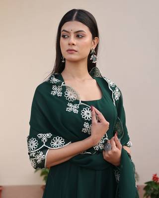 Green glamorous georgette fabric ribbon embroidery work heavy ceremonial attire 4