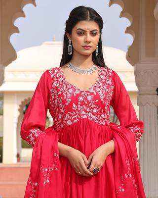 Pink glamorous rangoli silk fabric sequence embroidery work heavy ceremonial attire 4