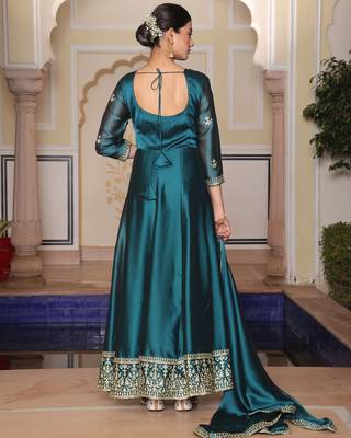 Rama glamorous rangoli silk fabric embroidery work heavy ceremonial attire 3
