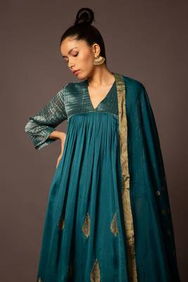 Teal benerasi border kurta set 2