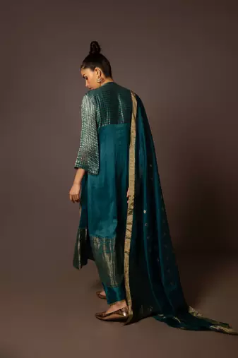 Teal benerasi border kurta set