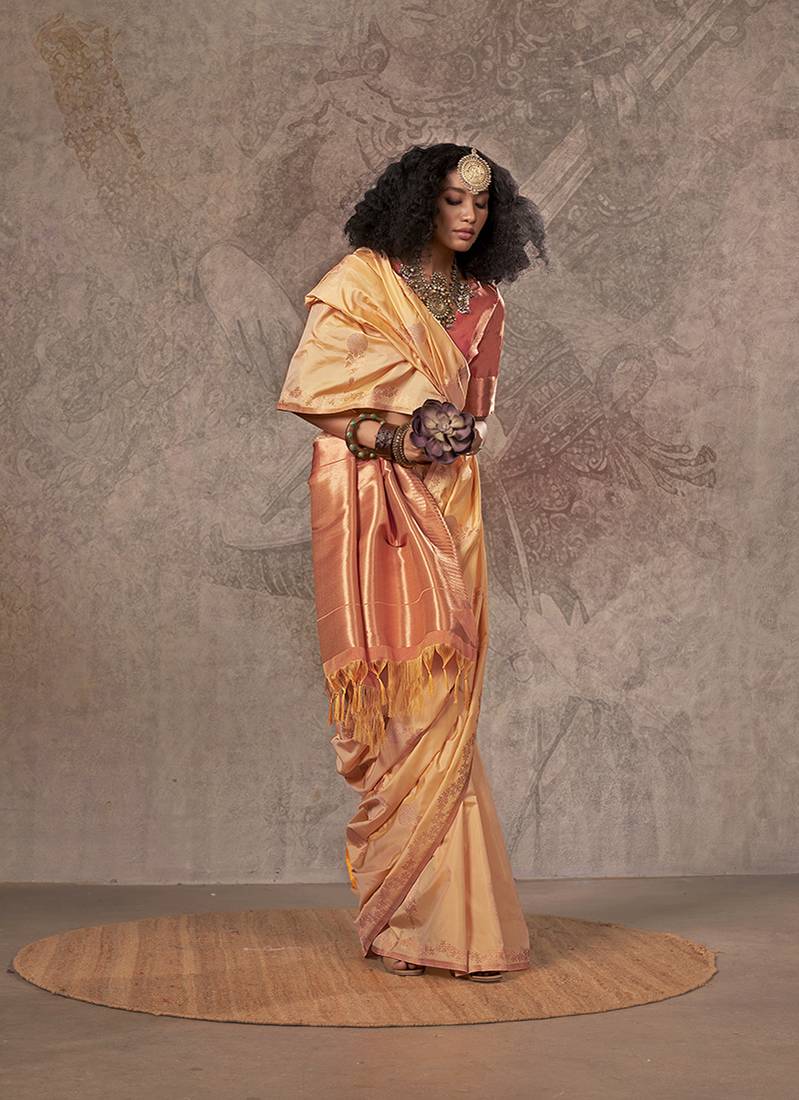 Cream two tone handloom weaving silk blend saree