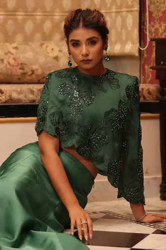 Emerald green marquise set emerald - neha garg